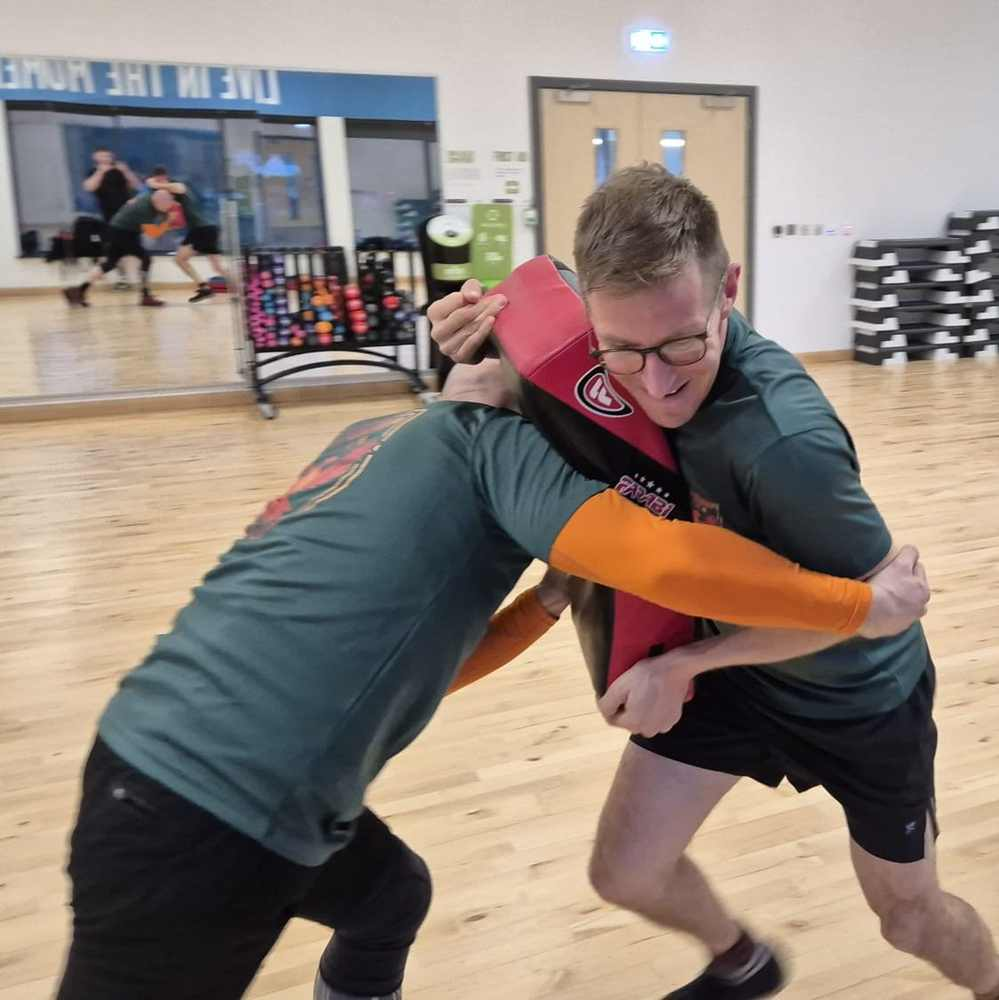 Functional fitness training drill for self-defence